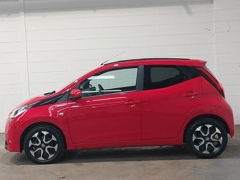 Toyota Aygo 1.0 Vvt-i X-plore Tss Red #4