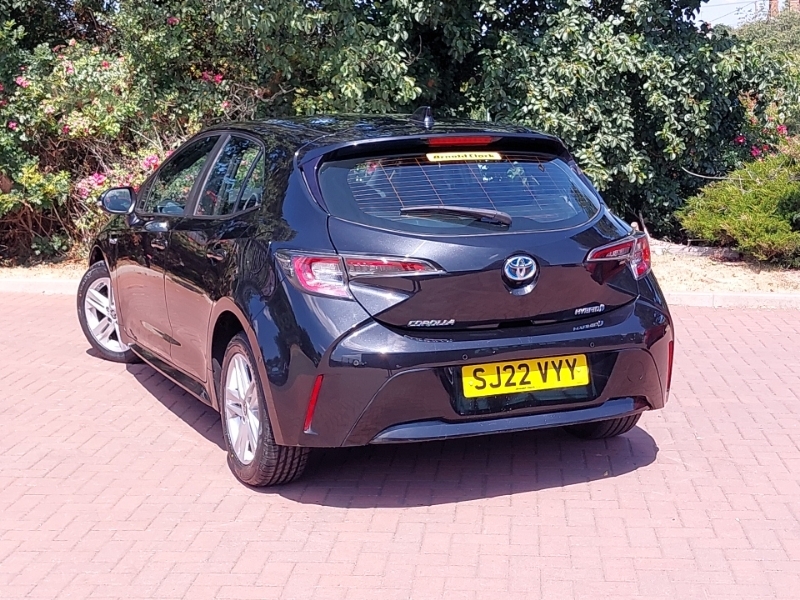 Toyota Corolla 1.8 Vvt-i Hybrid Icon Tech Cvt Black #2