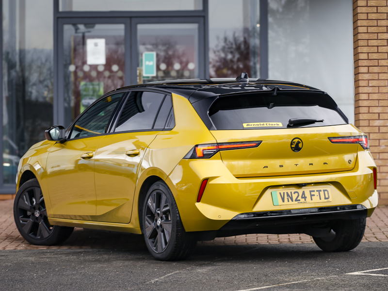 Vauxhall Astra 115Kw Gs 54Kwh Yellow #2