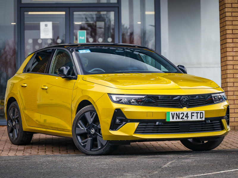 Vauxhall Astra 115Kw Gs 54Kwh Yellow