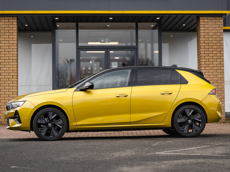 Vauxhall Astra 115Kw Gs 54Kwh Yellow #4