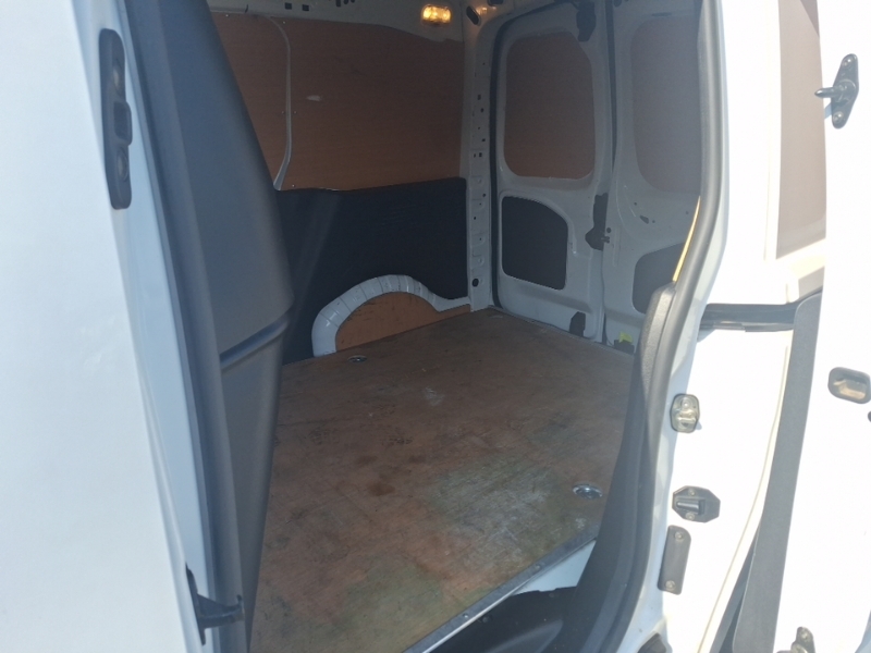 Vauxhall Combo 2300 1.5 Turbo D 100Ps H1 Sportive Van White #6