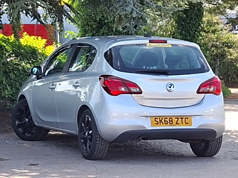 Vauxhall Corsa 1.4 75 Sri Red #2