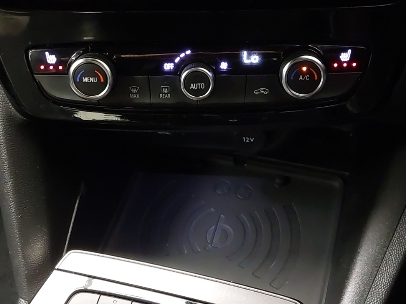 Vauxhall Mokka-e Ultimate White #17