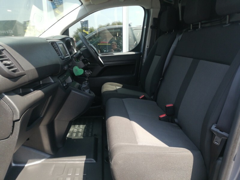 Vauxhall Vivaro 2900 1.5D 100Ps Prime H1 Van Grey #5