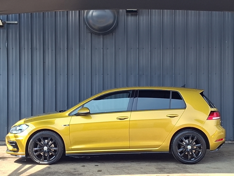 Volkswagen Golf 1.5 Tsi Evo 150 R-line DE18HXX Yellow #4