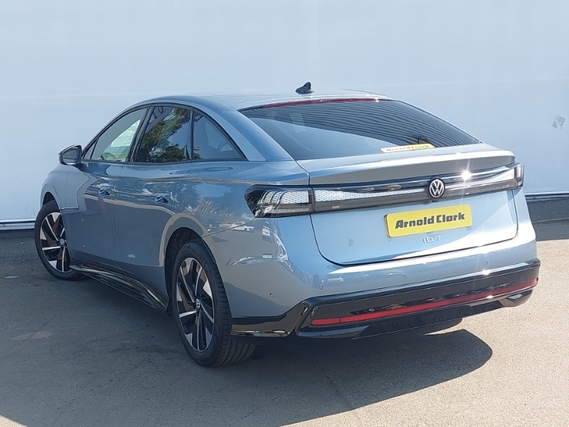 Volkswagen ID.7 210Kw Match Pro Plus 77Kwh Blue #2