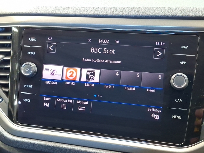 Volkswagen T-Roc Hatchback Grey #11