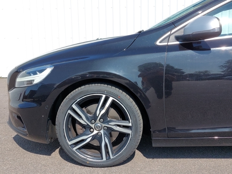 Volvo V40  Silver #19