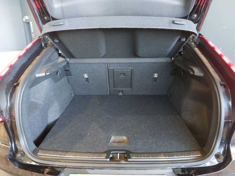Volvo C40 Ultimate Silver #17