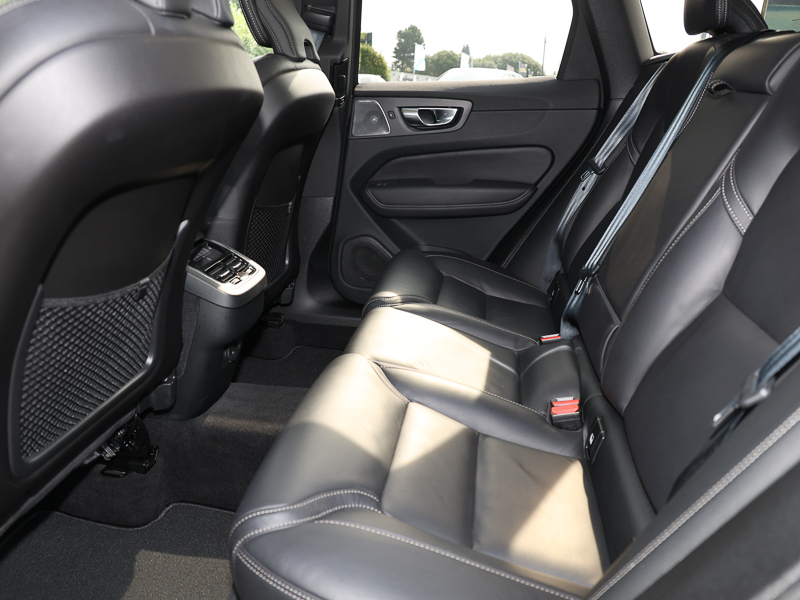 Volvo XC60 2.0 B5p Ultra Dark Awd Geartronic RV25XVT Grey #6