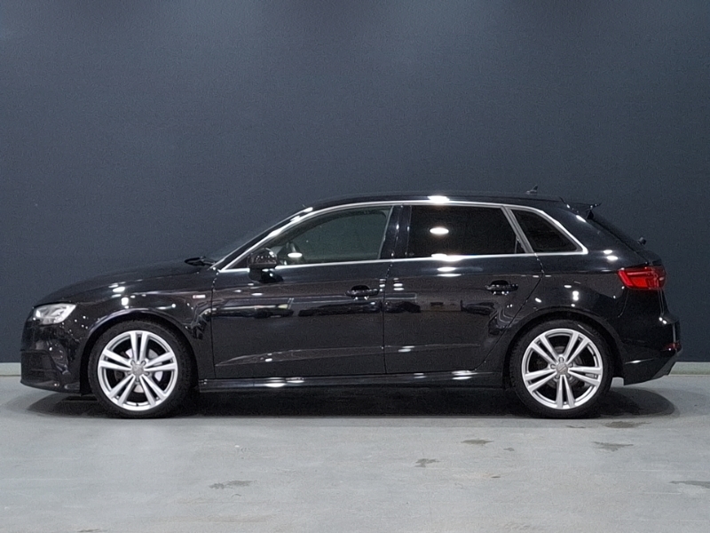 Audi A3 35 Tfsi S Line Black #4