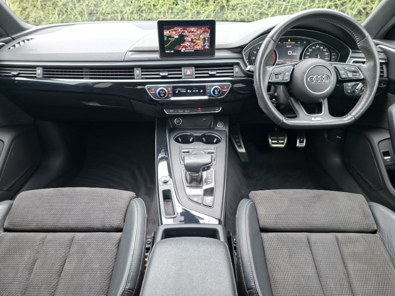 Audi A4 40 Tfsi Black Edition S Tronic Black #3