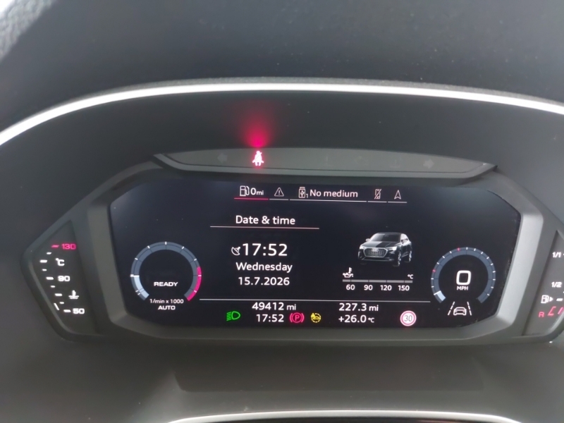 Audi Q3 Black Edition Black #9