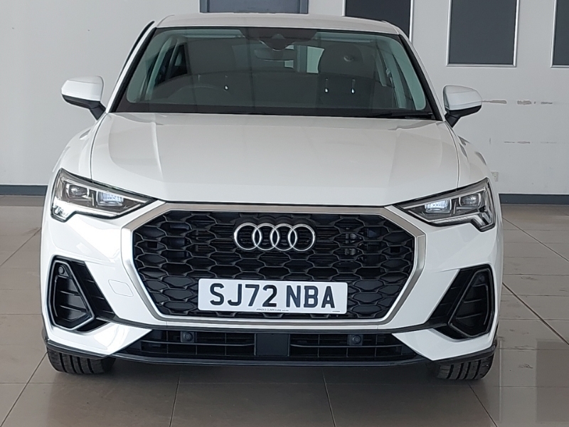 Audi Q3 Black Edition Black #16