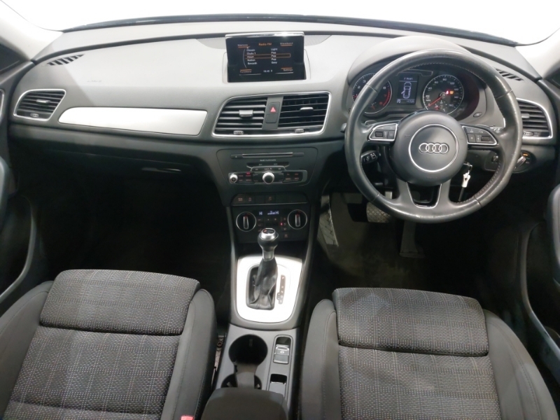 Audi Q3 1.4T Fsi Sport S Tronic Black #3