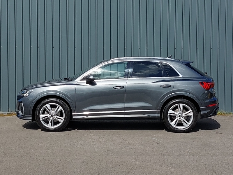 Audi Q3 35 Tfsi S Line Grey #4