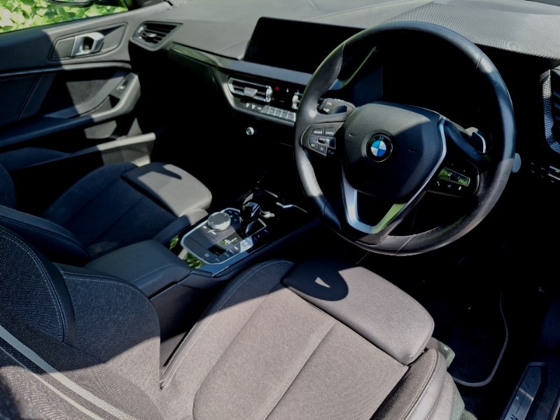 BMW 2 Series 218D Sport Step Live Cockpit Prof Black #6