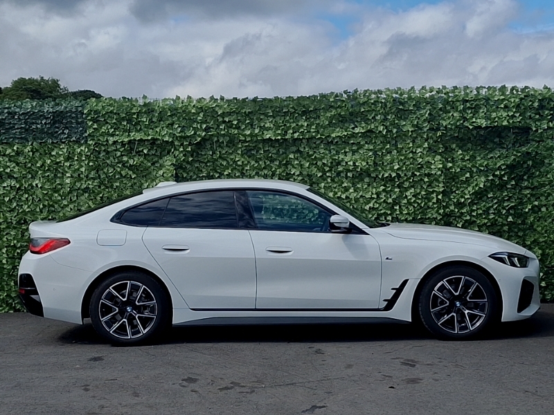 BMW 4 Series 420I M Sport Step ST26FZK White #3