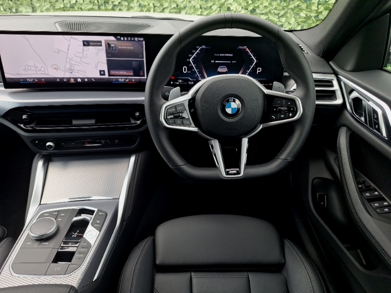 BMW 4 Series 420I M Sport Step ST26FZK White #5
