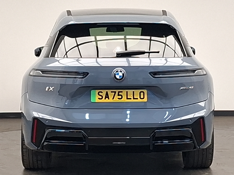 BMW iX Ix M60 Black #15