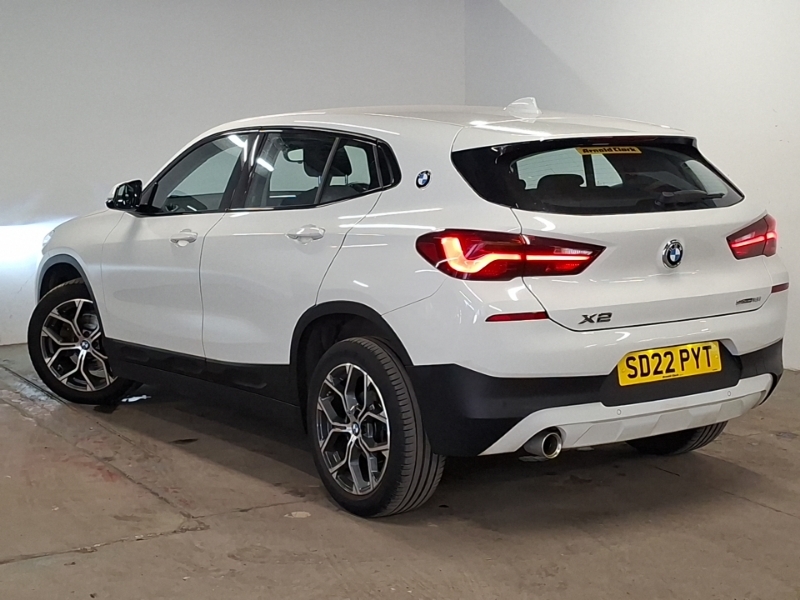 BMW X2 Sdrive 18I 136 Sport White #2