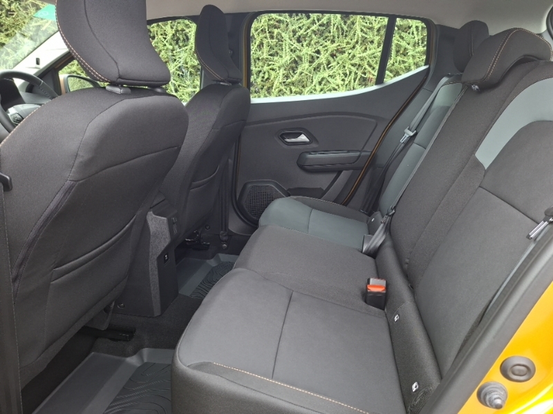 Dacia Sandero Stepway 1.0 Tce Extreme Cvt Yellow #6