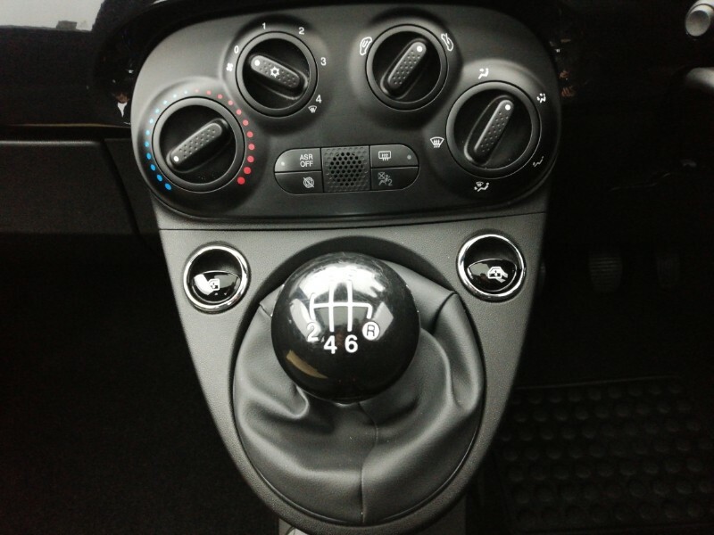 Fiat 500 Hatchback #12