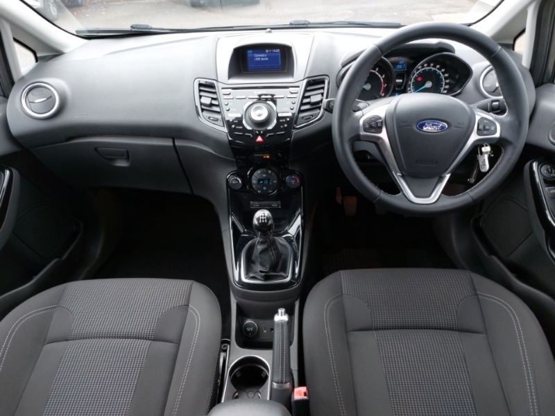 Ford Fiesta 1.0 Ecoboost Titanium Grey #3