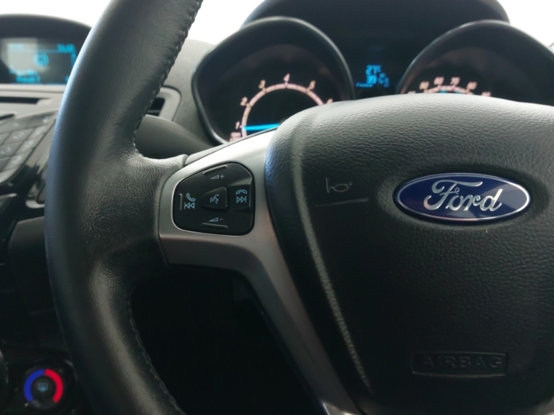 Ford Fiesta Hatchback Blue #12