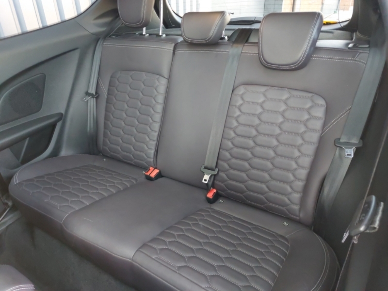 Ford Fiesta 1.5 Tdci Black #6
