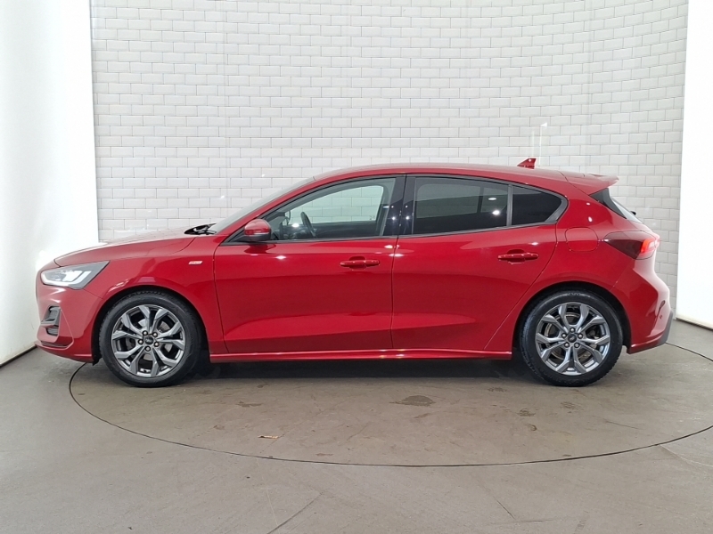 Ford Focus 1.0 Ecoboost St-line Red #4