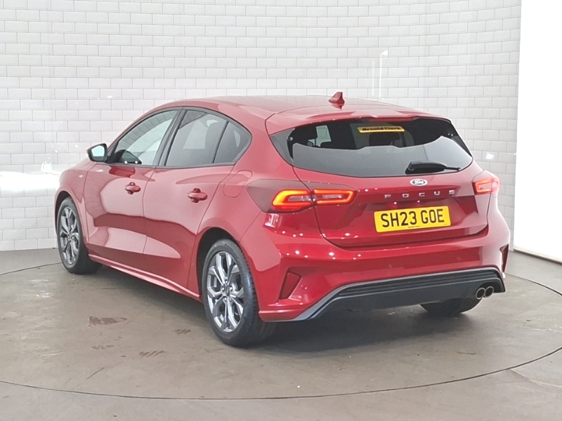 Ford Focus 1.0 Ecoboost St-line Red #2