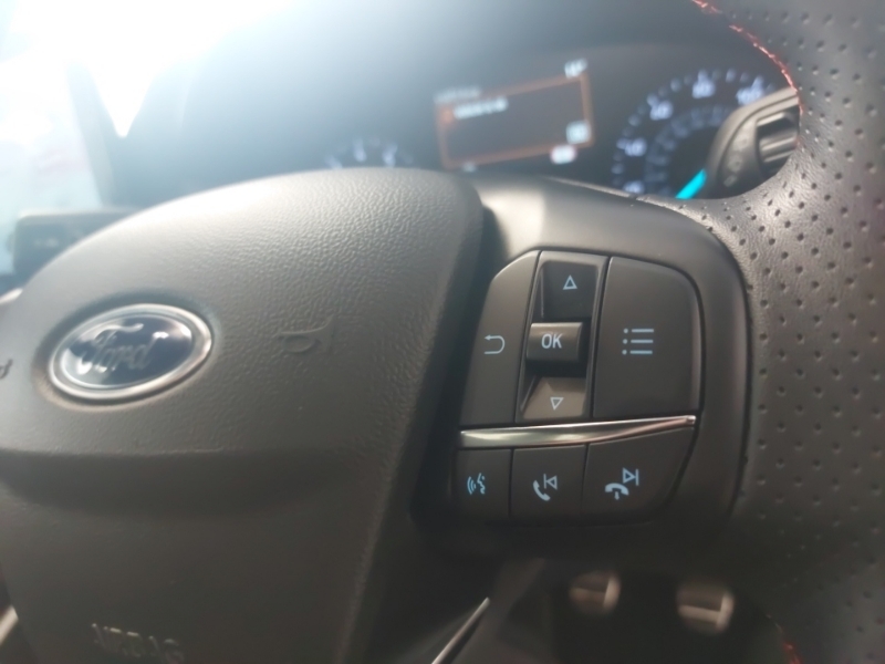 Ford Focus Active X Red #12