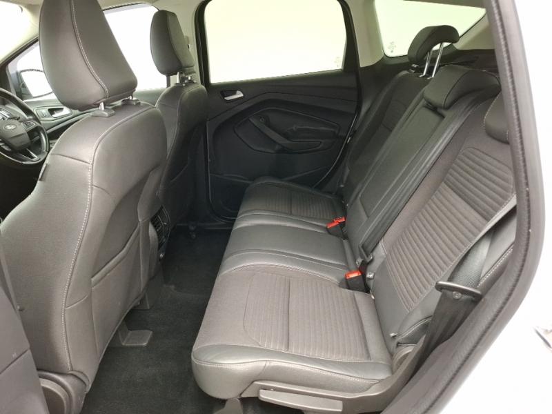 Ford Kuga 1.5 Tdci Titanium 2Wd PN67YKD White #6