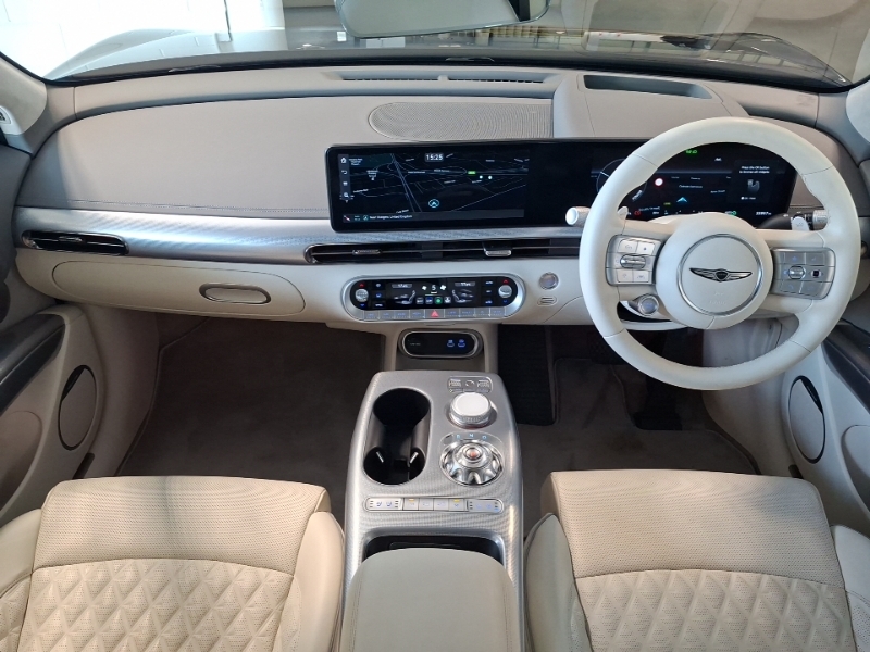 Genesis GV60 168Kw Premium 77.4Kwh Comfort Blue #3