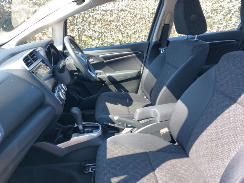 Honda Jazz 1.3 Se Cvt Silver #5