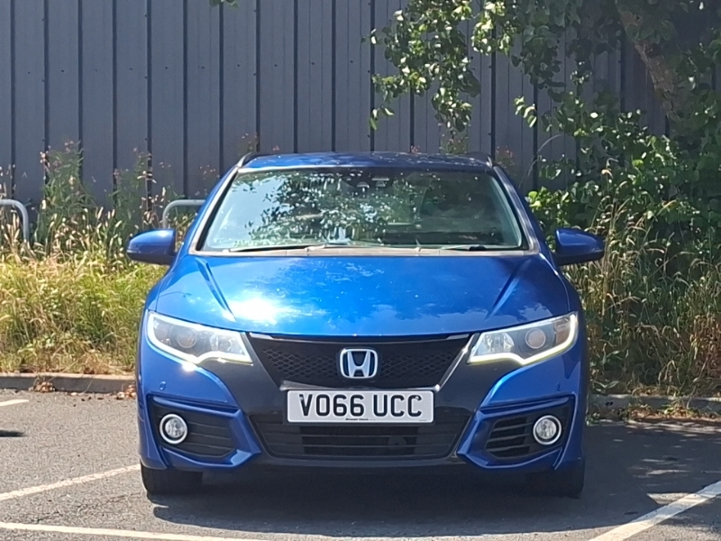 Honda Civic Hatchback Red #14
