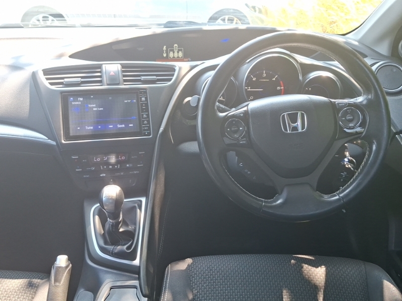 Honda Civic Hatchback Red #8