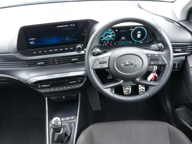 Hyundai Bayon Hatchback Green #7