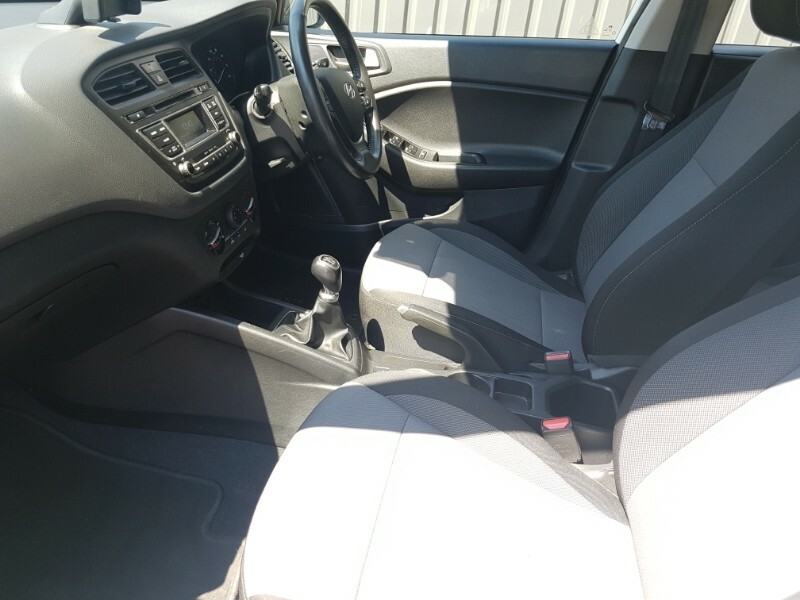 Hyundai I20 1.2 Se White #5
