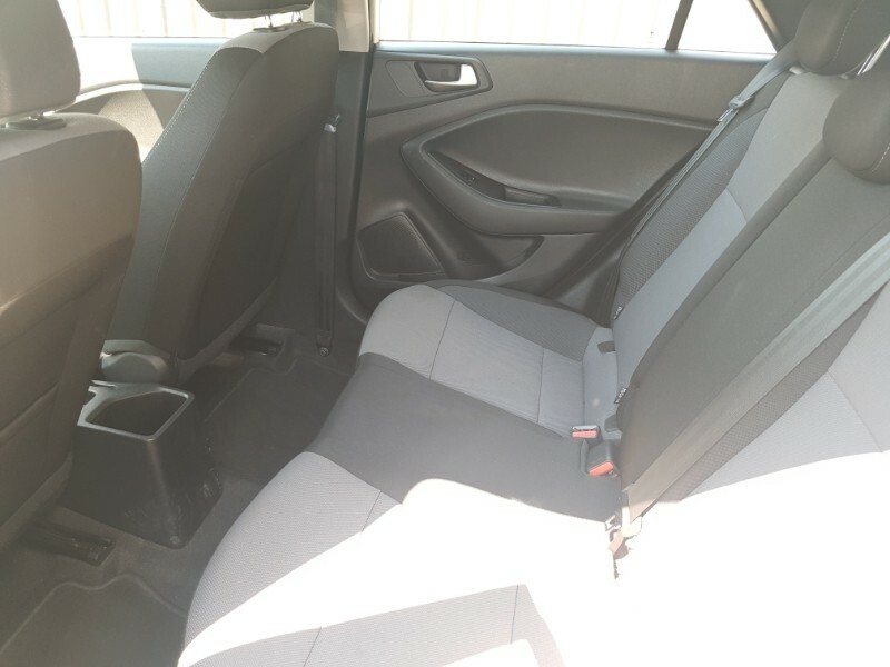 Hyundai I20 1.2 Se White #6