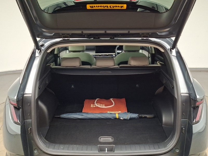 Hyundai Tucson Ultimate Silver #18