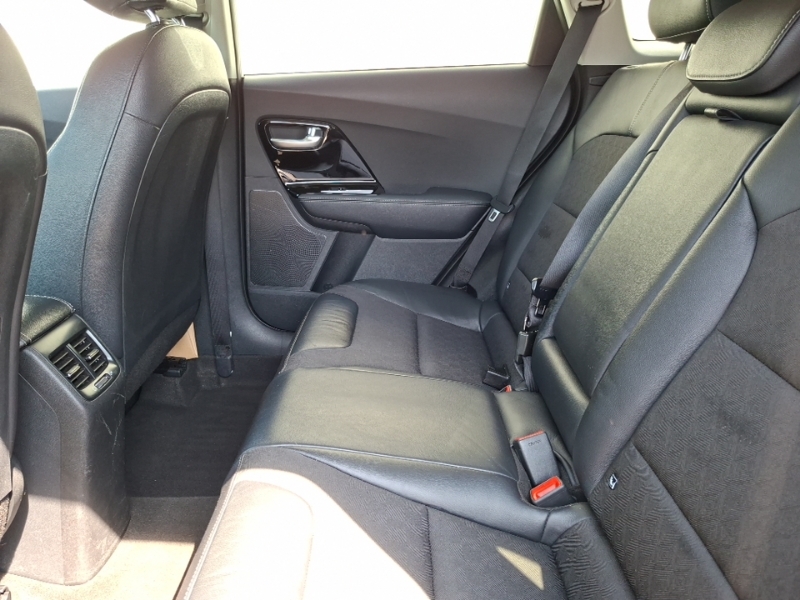 Kia Niro 1.6 Gdi Hybrid 2 Dct White #6