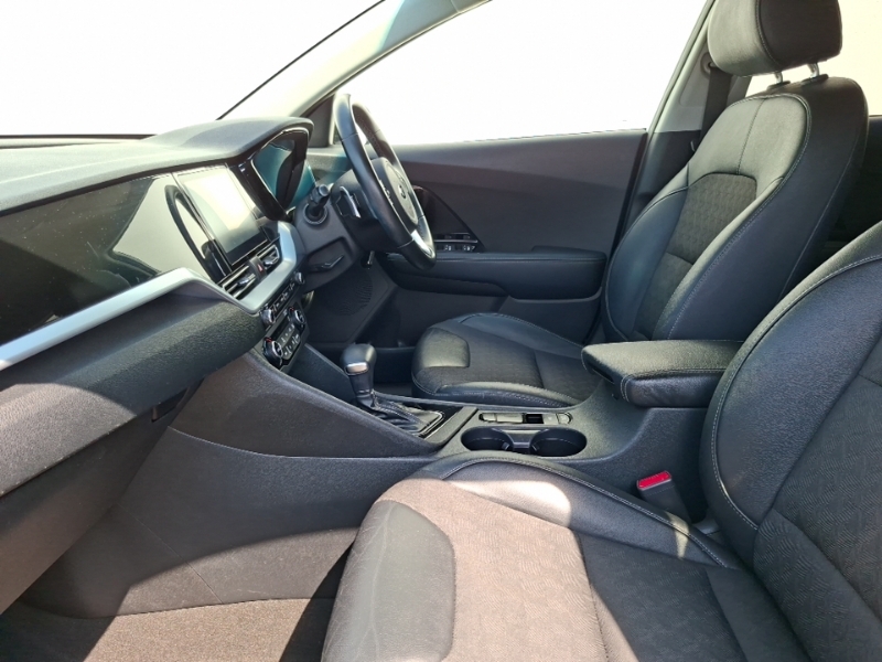 Kia Niro 1.6 Gdi Hybrid 2 Dct White #5