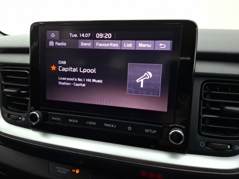 Kia Stonic Black #11