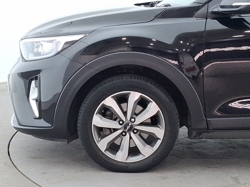 Kia Stonic Black #19