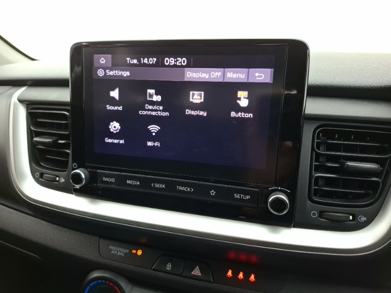 Kia Stonic Black #10