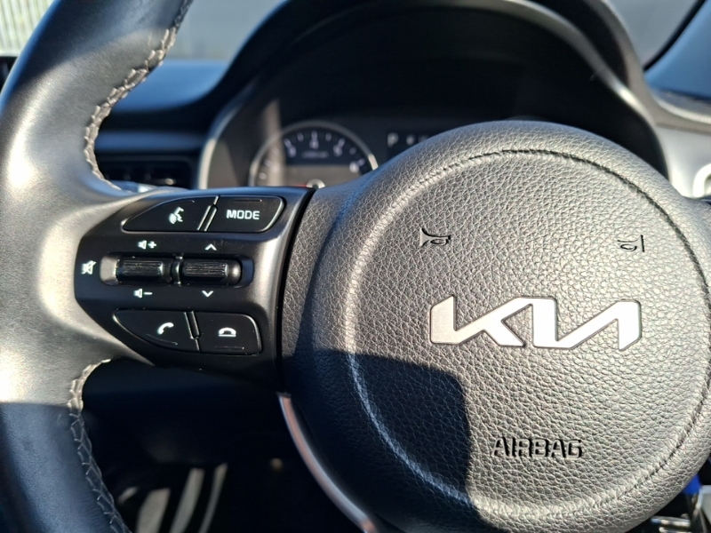 Kia Stonic 2 Black #12
