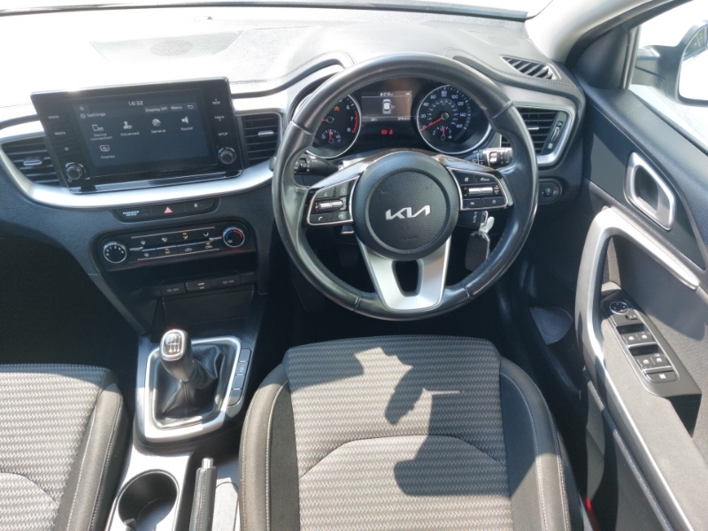 Kia Xceed Suv Grey #8